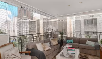 Apartamento á venda, 4 Dormitórios, C/04 Vagas, Itaim Bibi