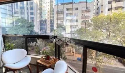 Apartamento 4 Dormitórios no bairro Centro, Florianópolis SC.