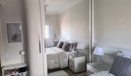 Apartamento 2 quartos. reformado, com Vista Livre e Infraestrutura Completa, a 400m do Beira-Mar Shooping!