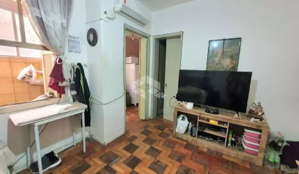 Apartamento térreo no Bairro Praia De Belas
