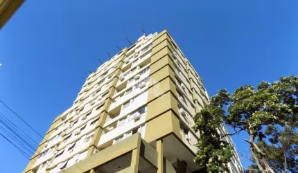 JK estilo flat no Centro Histórico de Porto Alegre