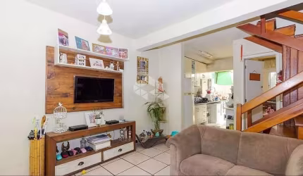 Casa de 03 dormitórios no Condomínio House Ville