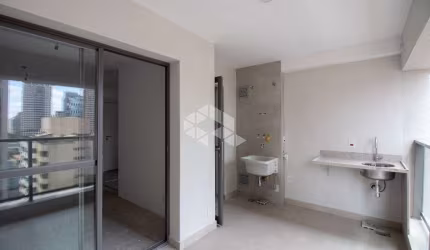 Apartamento á venda no Brooklin, com 2 dormitórios, sendo 1 suíte e 1 vaga.