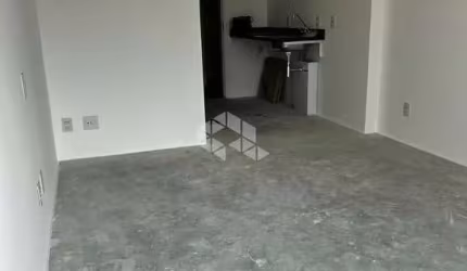 Moema Pássaros, studio para venda próximo ao metrô com garagem.