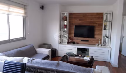 Apartamento à venda de 95m² com 3 dormitórios sendo 1 suíte e 1 vaga no Brooklin, próximo a Berrini