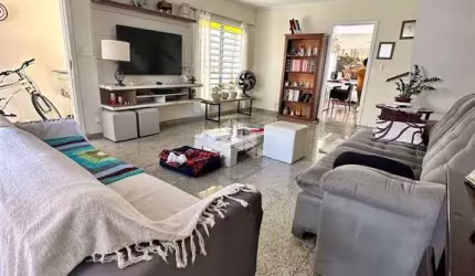 VENDA Casa de vila de 160m² com 3 dormitórios sendo 2 suítes e 2 vagas na Vila Cordeiro