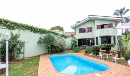 VENDA Sobrado no Brooklin com Piscina - 4 dormitórios (2 suítes), 5 vagas
