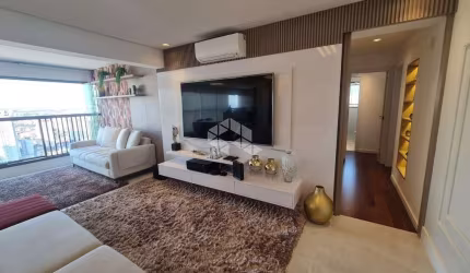 Apartamento a venda na Vila Mariana com 163m², 3 quartos sendo 2 suítes, varanda e 2 Vagas.