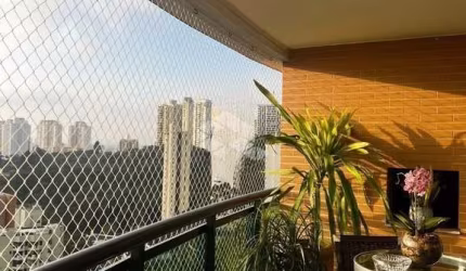 Apartamento 191m² com 4 dormitórios e 3 vagas á venda no Morumbi