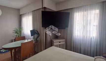 VENDA Apartamento com 27m², 1 dormitório, 1 vaga - Moema