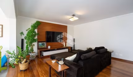 Apartamento no Condomínio Norma no Morumbi com 195m² 3 dormitórios 3 suítes 5 banheiros 4 vagas