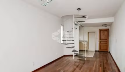 VENDA Apartamento duplex com 82m², 1 dormitório e 1 vaga na Vila Mariana, ao lado do metrô