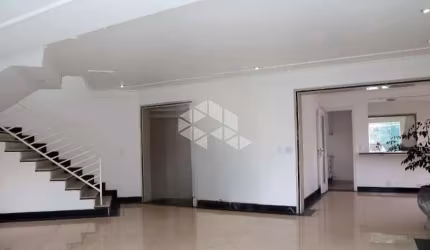 Duplex no Condomínio RIENZI no Morumbi com 366m² 3 dormitórios 3 suítes 8 banheiros 4 vagas