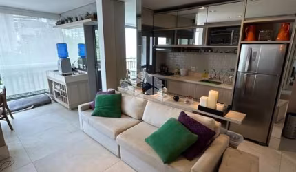 VENDA, Apartamento 72m², 2 dormitórios, ( 1 Suíte ), 1 vaga na Vila Madalena