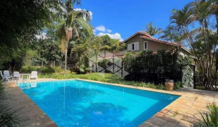 Casa em condomínio à venda em Cotia