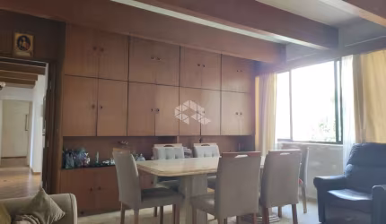 Apartamento com 4 dormitórios à venda na Vila Mariana