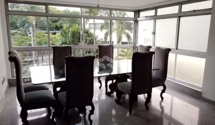 Apartamento para venda, frente do Ginásio do Ibirapuera, 145 m²