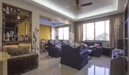 Apartamento 3 dormitórios no bairro Floresta.
