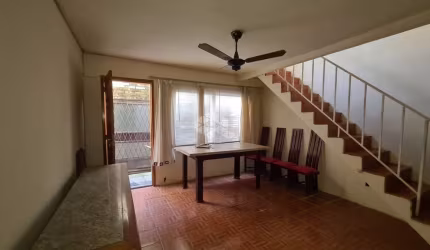 Duplex com pátio -Santana
