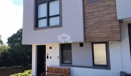 Casa em condomínio 02 e 3 dormitórios