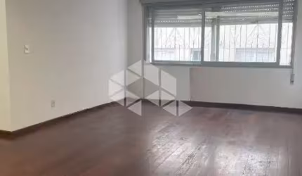 Apartamento com 3 dormitórios, sendo 1 suíte e 1 vaga no bairro Auxiliadora