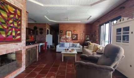 casa com 5 dormitórios em atlantida