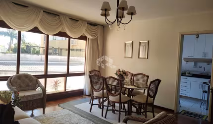 APARTAMENTO NO MENINO DEUS 2 DORMITÓRIOS