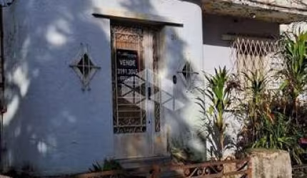 Casa com 4 quartos e 260m² à venda em Menino Deus