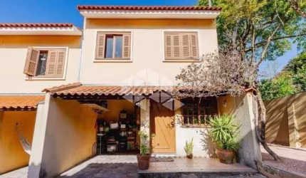 Casa de 3 dormitórios no Partenon.