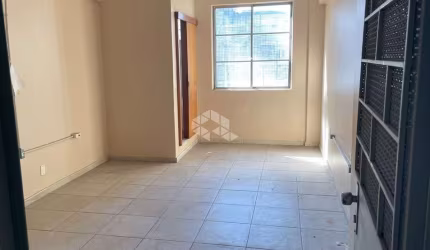 Sala Comercial em Galeria no Centro Histórico