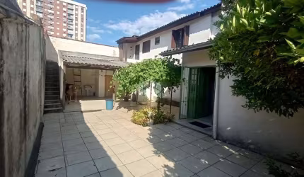 Casa Residencial 3 dormitórios na INTERCAP