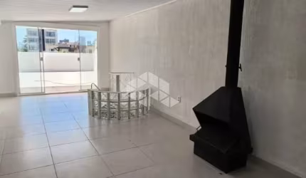EXCELENTE COBERTURA DE 3 DORMITÓRIOS