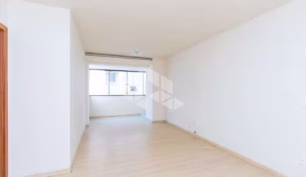 2 dormitórios, suite, sacada com churrasqueira, garagem