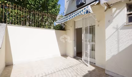 Apartamento 01 dormitório Garden, 62m² área privativa, bairro Azenha em Porto Alegre..