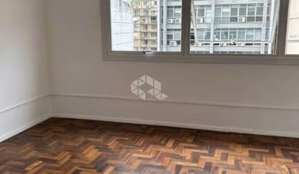 Sala comercial 39,34 m² área privativa, na melhor localização de centro de Porto Alegre.