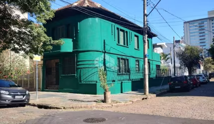 Casa 250m² , 4 dormitórios, 2 vagas, Menino Deus