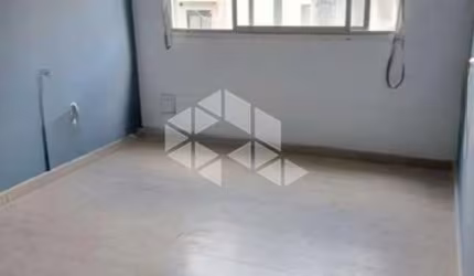 APARTAMENTO COM 1 DORMITÓRIO NA CIDADE BAIXA
