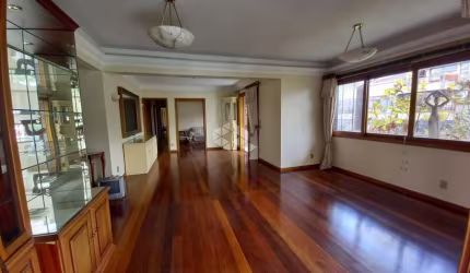 Apartamento mobiliado de 3 dormitórios (1 suíte) com 221,16m² - Amplitude e conforto no coração de Petrópolis