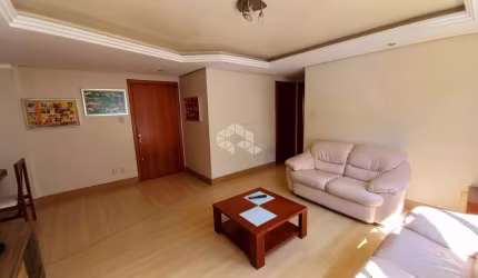 Apartamento no bairro Petrópolis,, 2 dormitórios e vaga