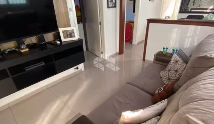 Vendo Linda Casa, toda reformado e regularizada.