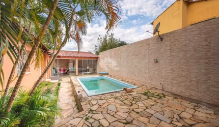 Ampla casa de 3 dormitórios Vila João Pessoa