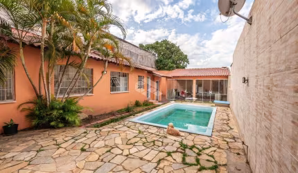 Ampla casa de 3 dormitórios Vila João Pessoa