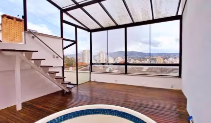Baixou o valor! Cobertura Diferenciada, no Petrópolis com piscina aquecida