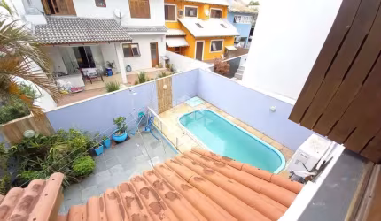 Casa 5 dormitórios - Sarandi