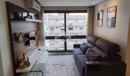 Apartamento 02 dormitórios, suite, com vaga, andar alto na Fernando Machado