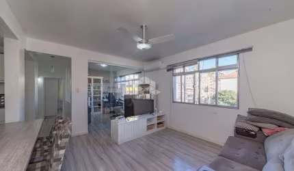 Apartamento Mobiliado com 3 quartos 2 banheiros 1 vagas e 97m2 para vender no Bairro  Menino Deuspor R$ 550.000.