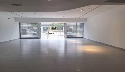 loja comercial em terreno 12x60 na Nilo Peçanha