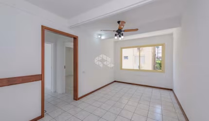 Apto 2 dorm. c/ elevador e 1 vaga - bairro Santana