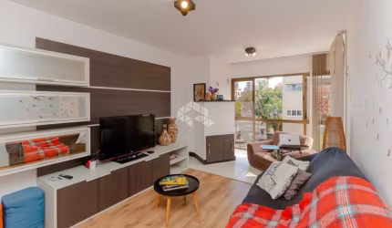 Apartamento MOBILIADO com 2 dormitórios e 2 vagas Petrópolis .