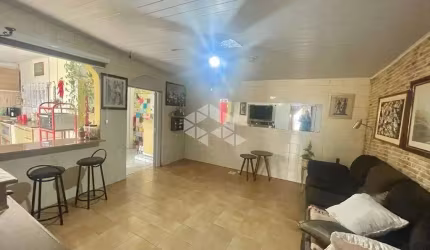 Casa de 3 quartos, 4 vagas na rua das Araucárias em Canoas